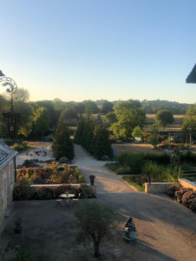 Bed and Breakfast La Francoisiere à Loigné-sur-Mayenne Extérieur photo