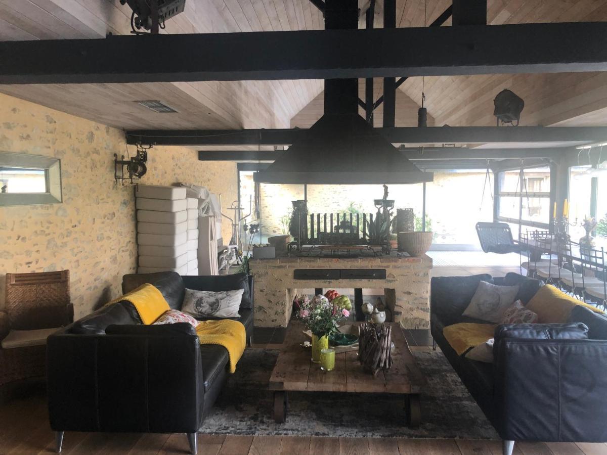 Bed and Breakfast La Francoisiere à Loigné-sur-Mayenne Extérieur photo