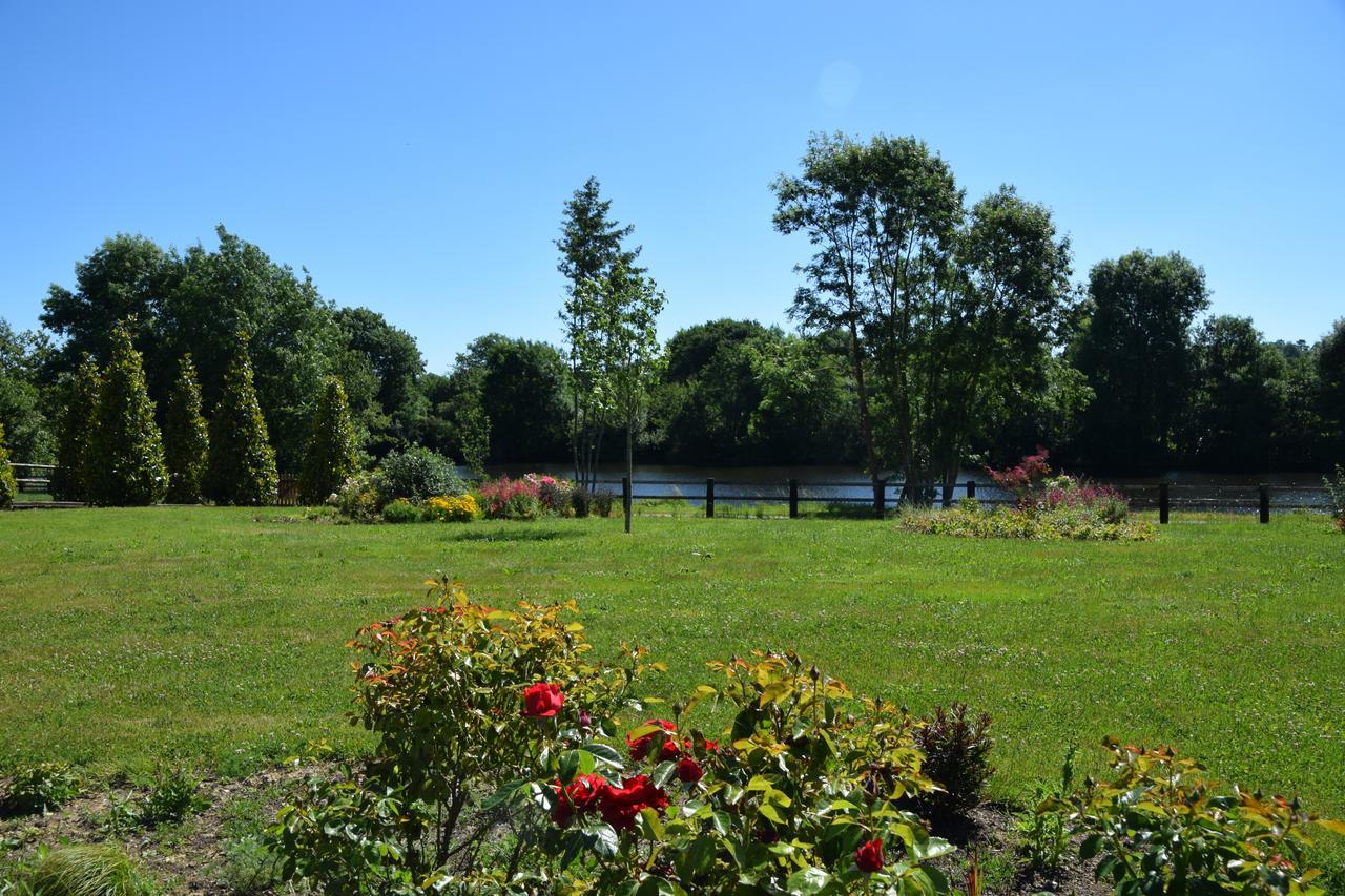 Bed and Breakfast La Francoisiere à Loigné-sur-Mayenne Extérieur photo
